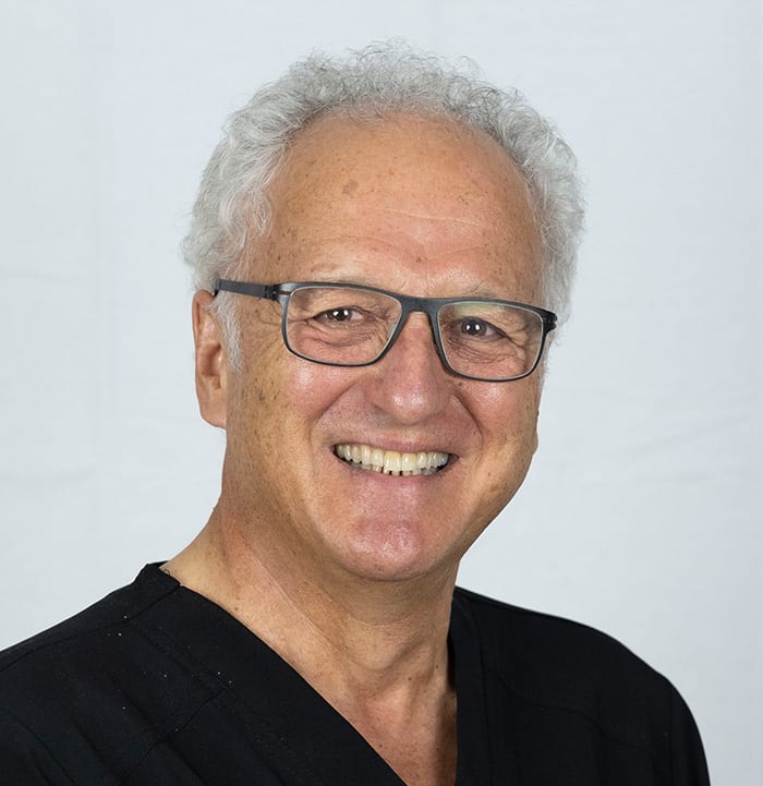 Le docteur Robert Allyson, Dentiste à Québec